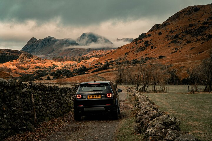 4 Hour Private Lakeside Country Pub Tour - Photo 1 of 8